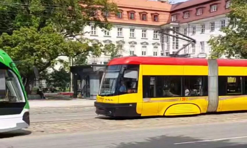 Польский трамвай Pesa снова замечен на улицах Калининграда