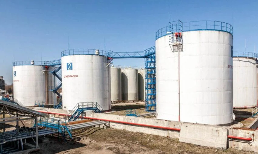Нефтебаза в Калининграде укрепляет защиту от атак дронов