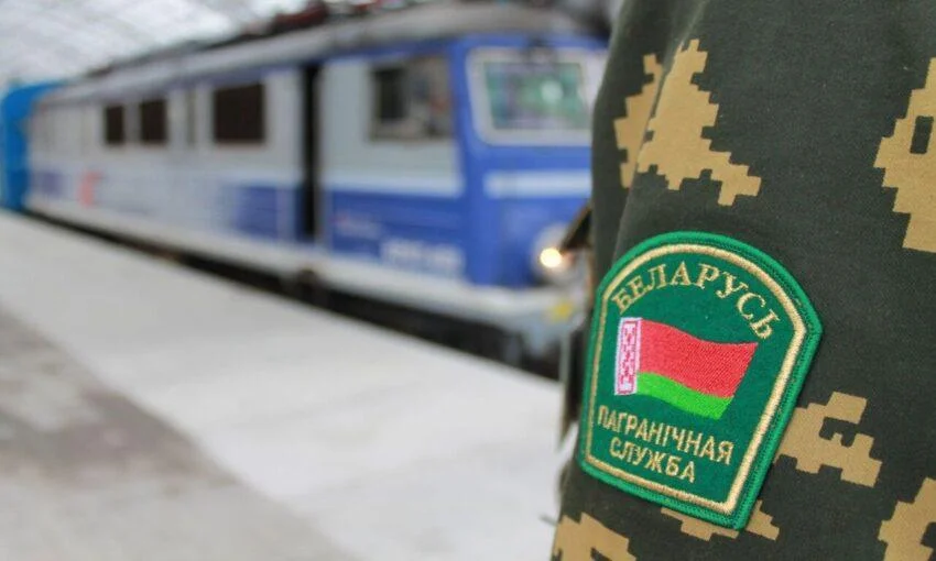 Белорусские погранцы высаживают детей без свидетельства о рождении