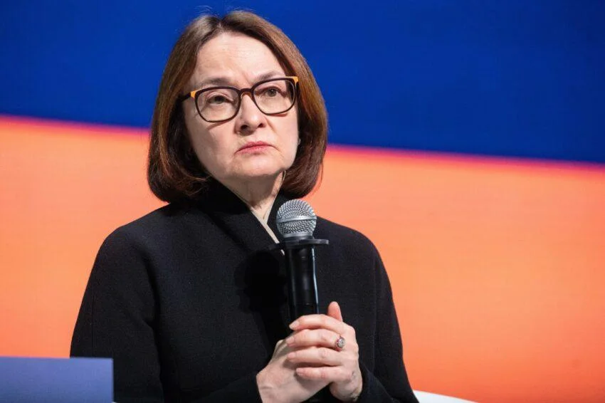 Набиуллина признала беспрецедентный кадровый кризис